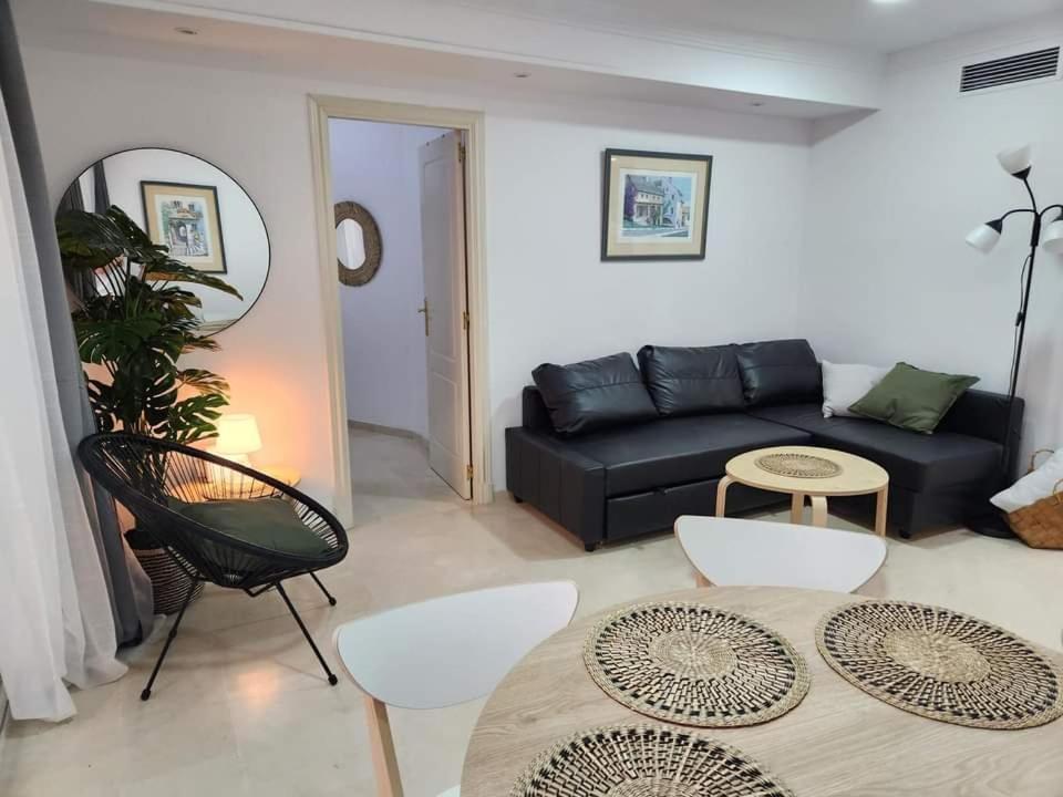 Apartment Beachfront Accommodation Estepona Luaran gambar