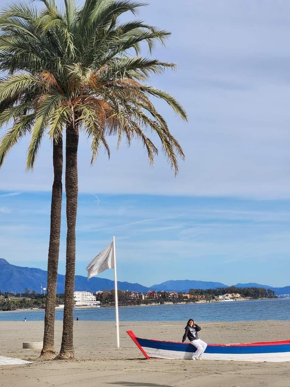 Apartment Beachfront Accommodation Estepona Luaran gambar